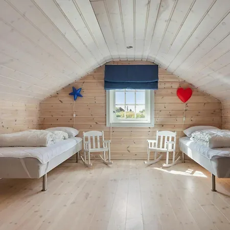 Modern Family Near Vinterland